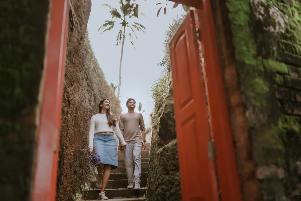 Couple sharing a moment near Varkala cliff